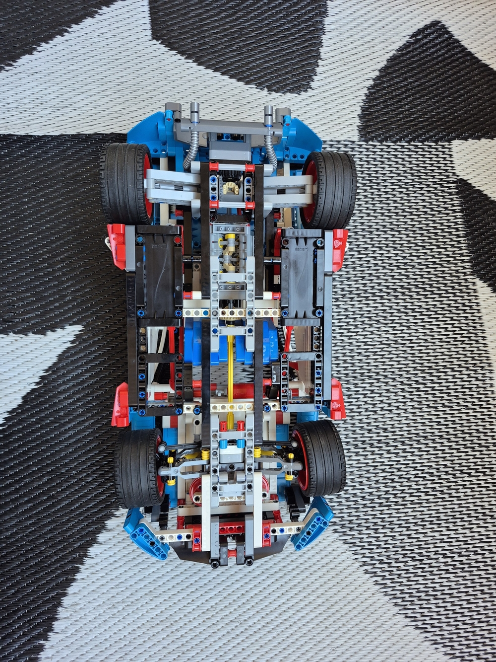 Lego Technic Rally Car - Picture 8 of 9
